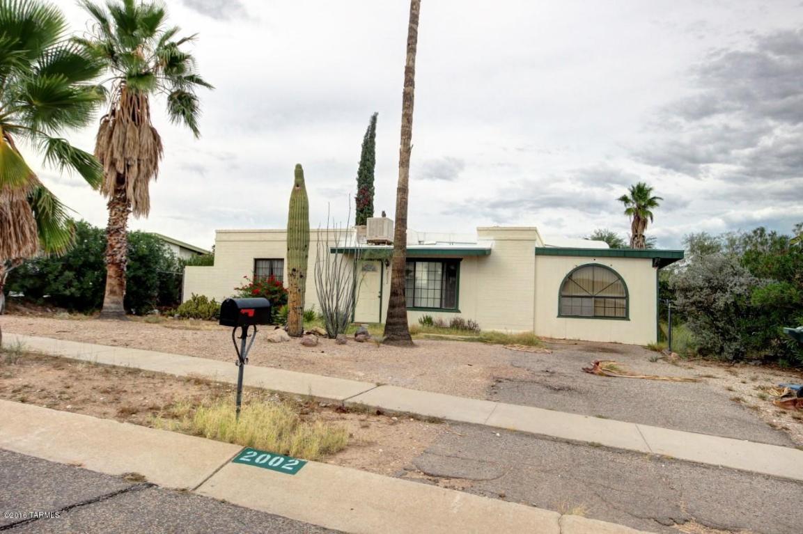 2002 W Saxony, Tucson, AZ 85713