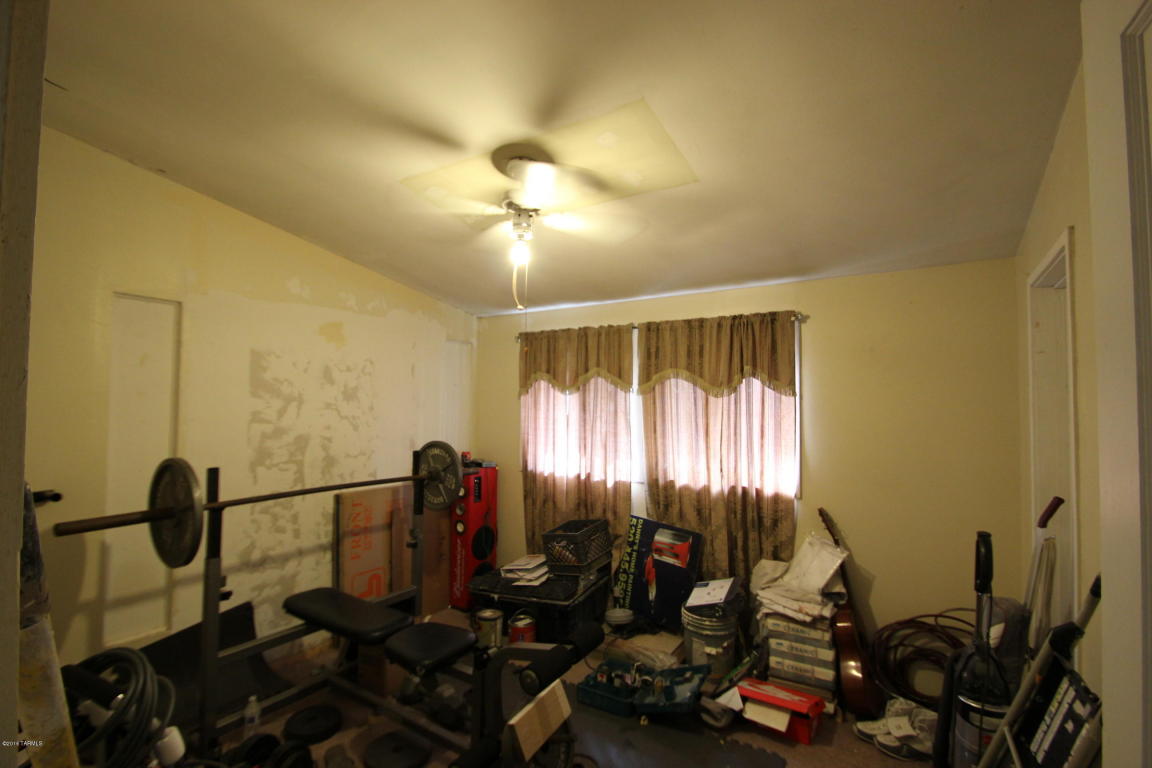 2234 S Forgeus, Tucson, AZ 85713