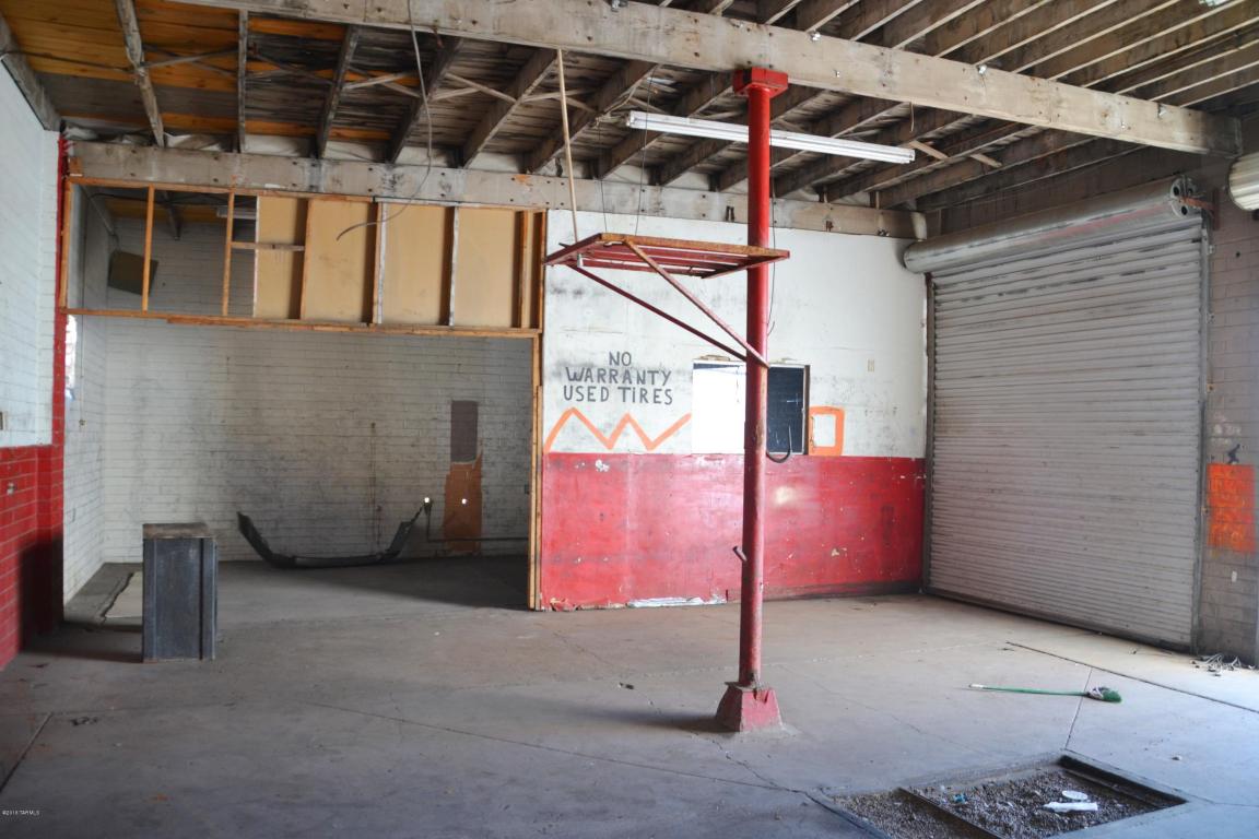 1505 S 6th Av, Tucson, AZ 85713