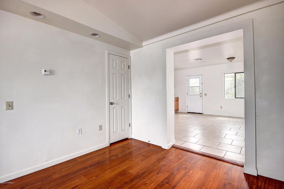 1855 W Calle Del Arroyito, Tucson, AZ 85713