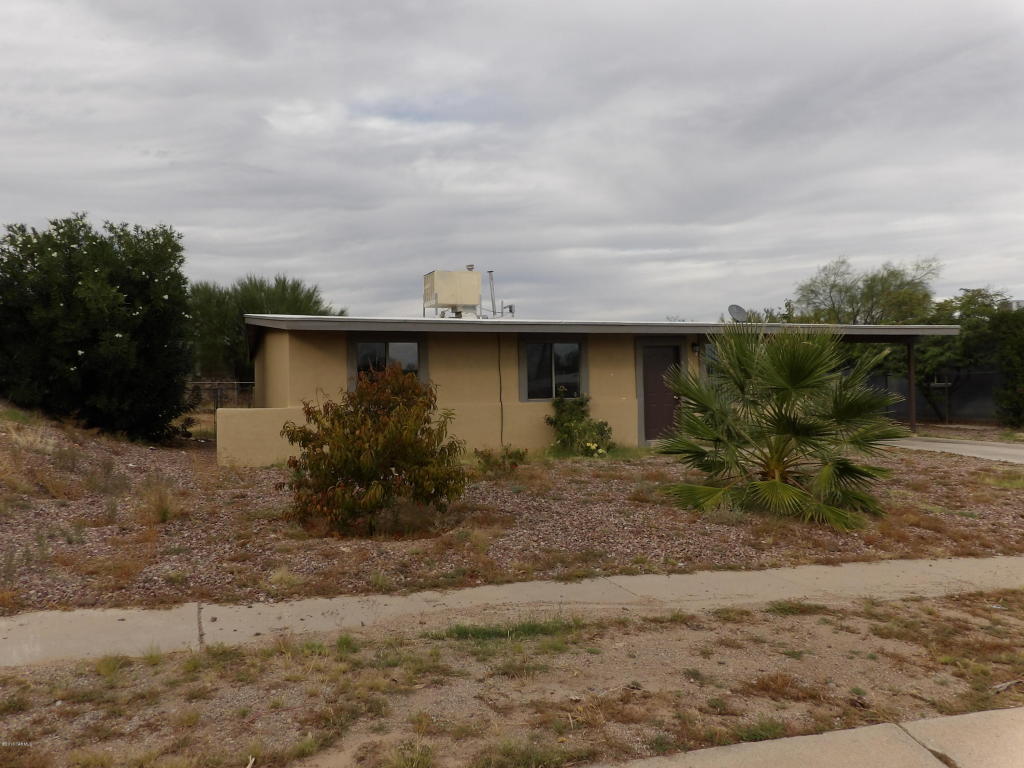 1968 W Saxony, Tucson, AZ 85713