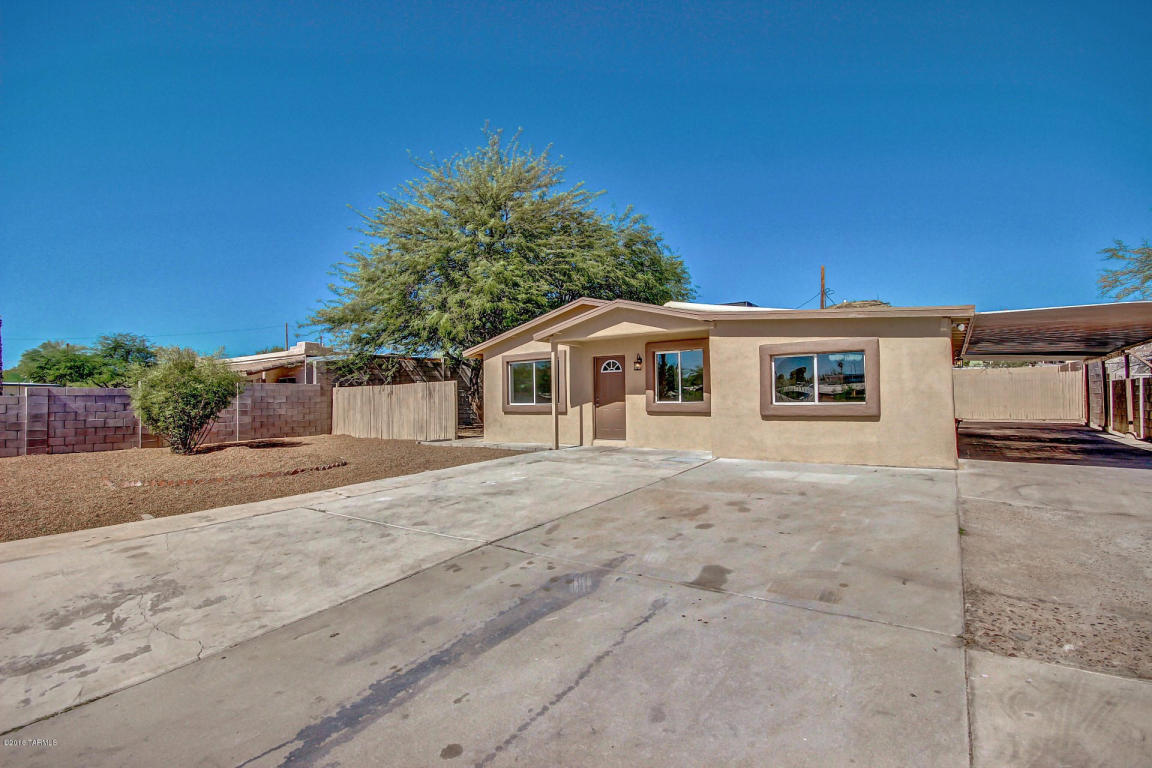 1832 W Calle Del Arroyito, Tucson, AZ 85713