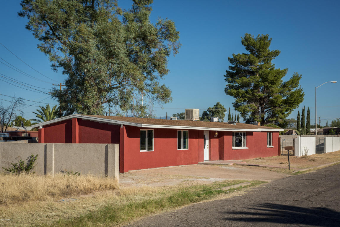 2331 E Warwick, Tucson, AZ 85713