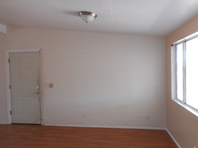1943 W Saxony RdTucson, AZ, 85713Pima County