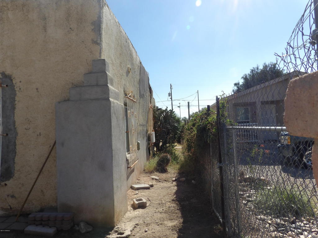 319 W 28th, Tucson, AZ 85713