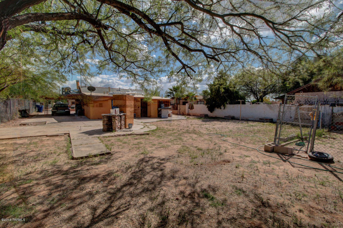 150 W Pennsylvania, Tucson, AZ 85714