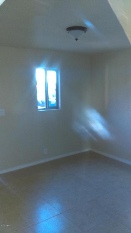 303 & 305 E Palmdale, Tucson, AZ 85714