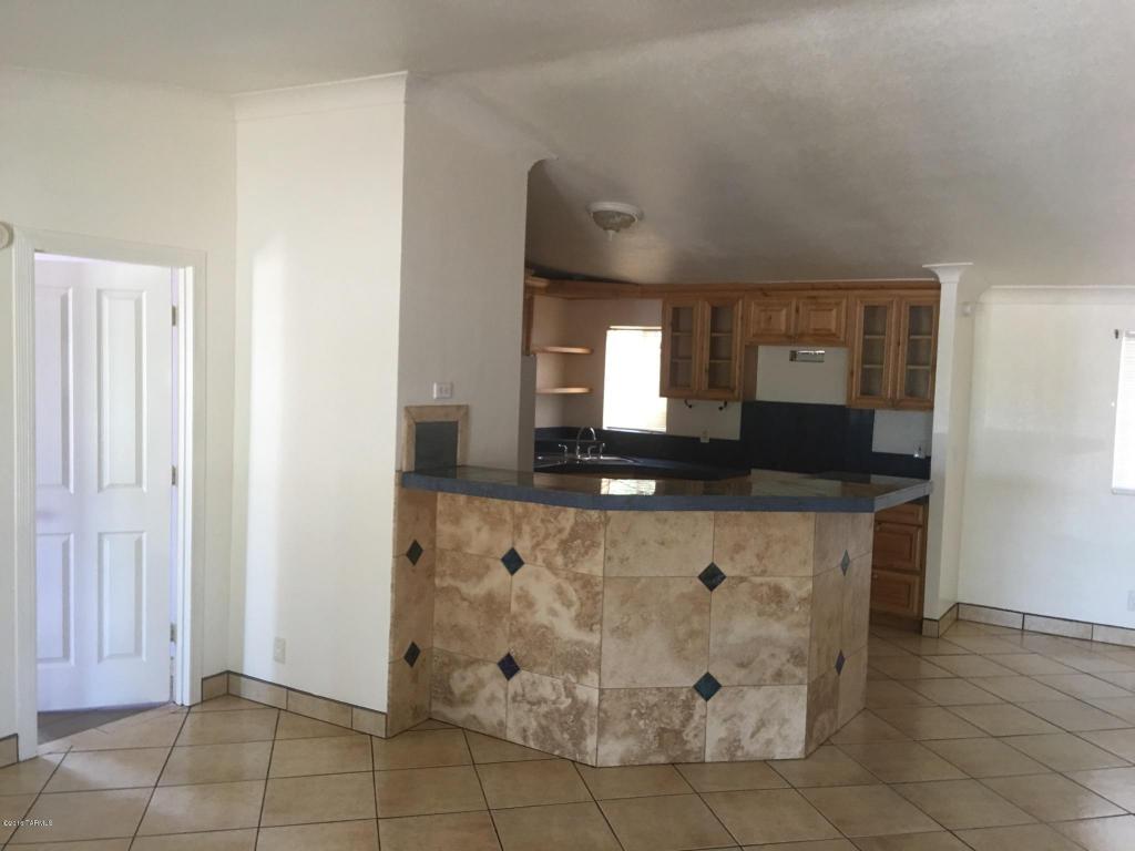 397 W President, Tucson, AZ 85714