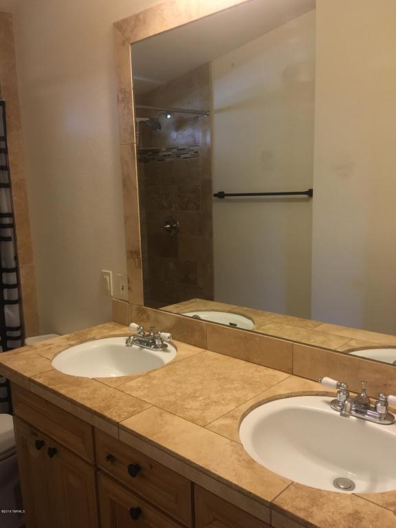 397 W President, Tucson, AZ 85714