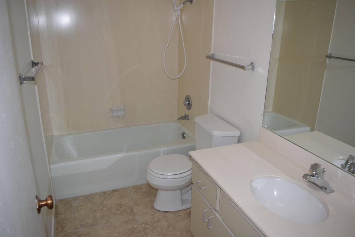 8956 E PALMS PARK, Tucson, AZ 85715