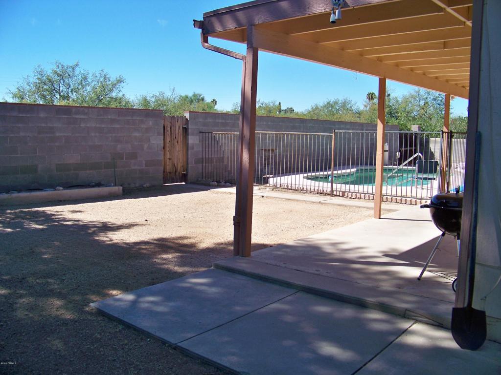 9462 E Calle Eunice, Tucson, AZ 85715