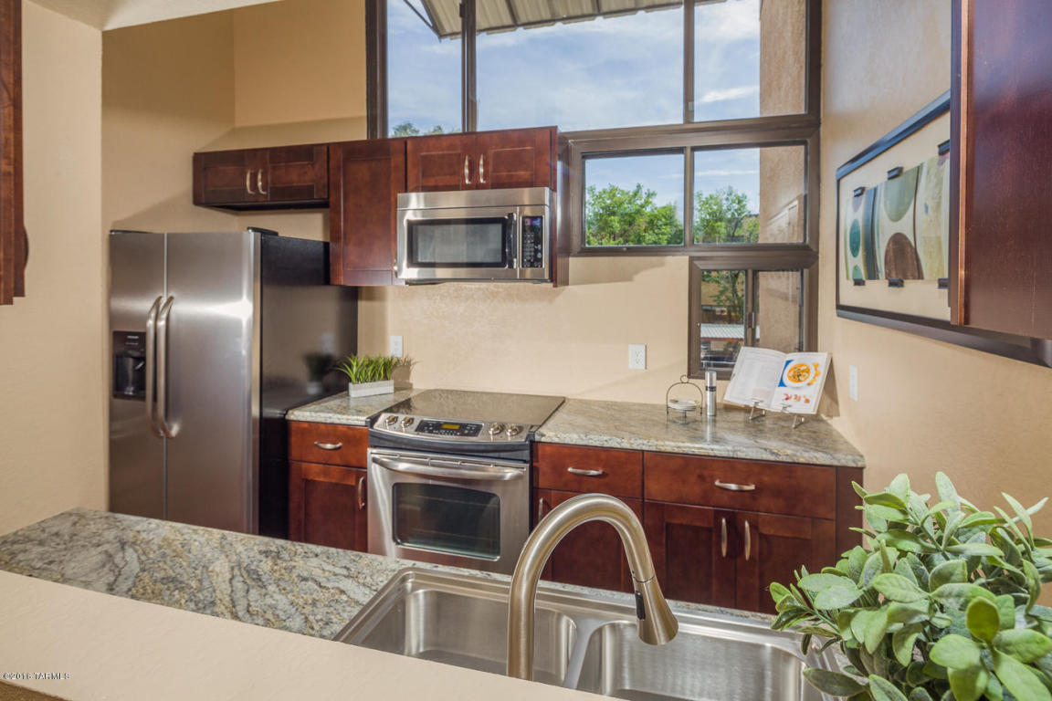 7620 E Callisto, Tucson, AZ 85715