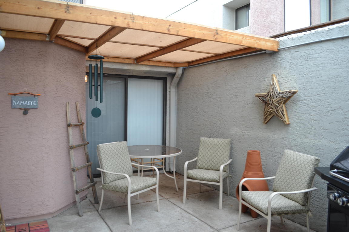 7610 E Callisto, Tucson, AZ 85715