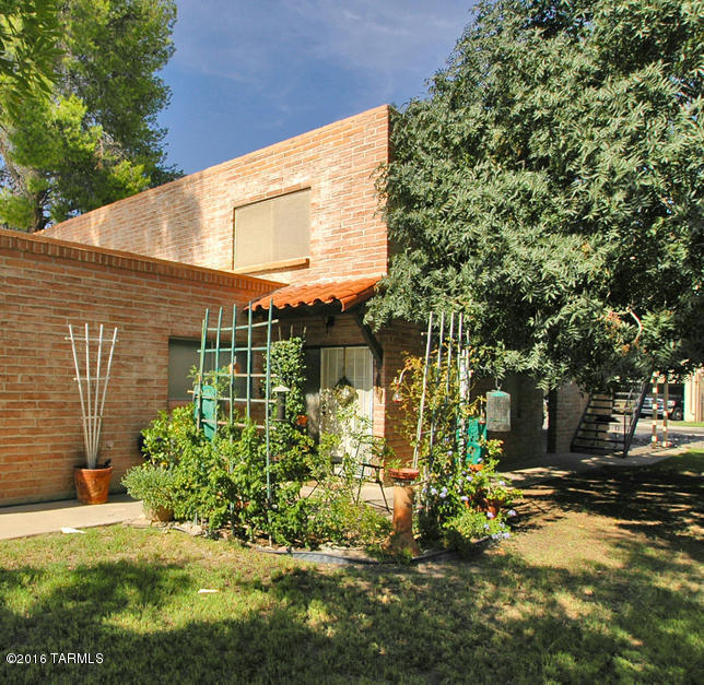 6549 E Calle La Paz, Tucson, AZ 85715