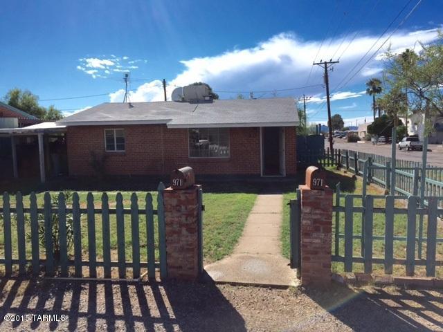 971 N Chrysler, Tucson, AZ 85716