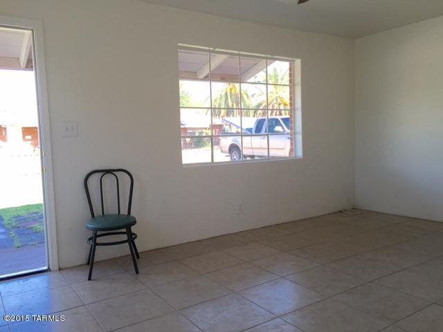 971 N Chrysler, Tucson, AZ 85716