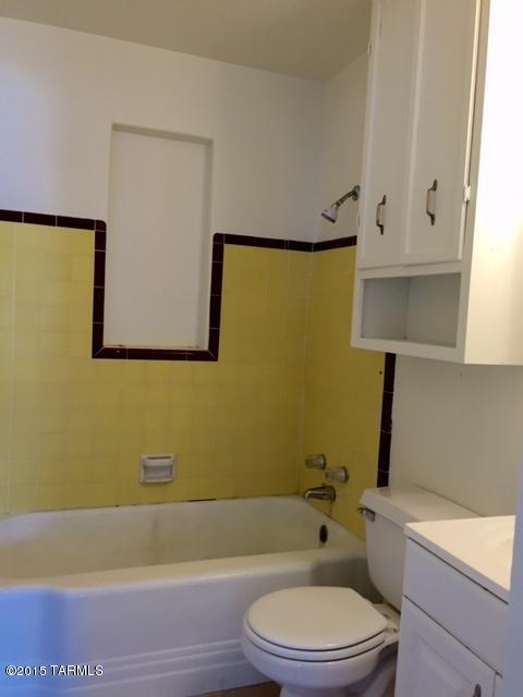 971 N Chrysler, Tucson, AZ 85716