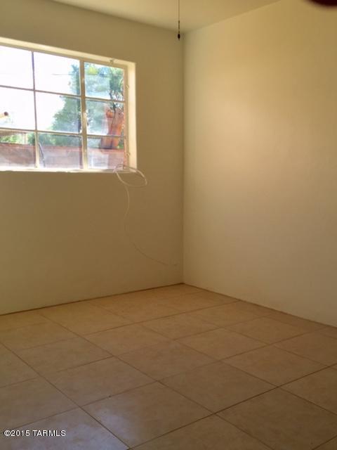 971 N Chrysler, Tucson, AZ 85716
