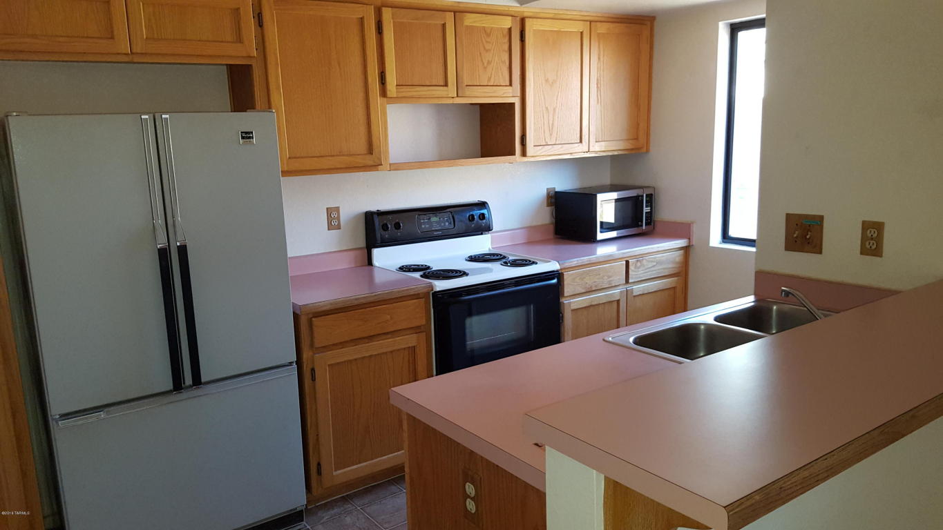 2961 E Greenlee, Tucson, AZ 85716