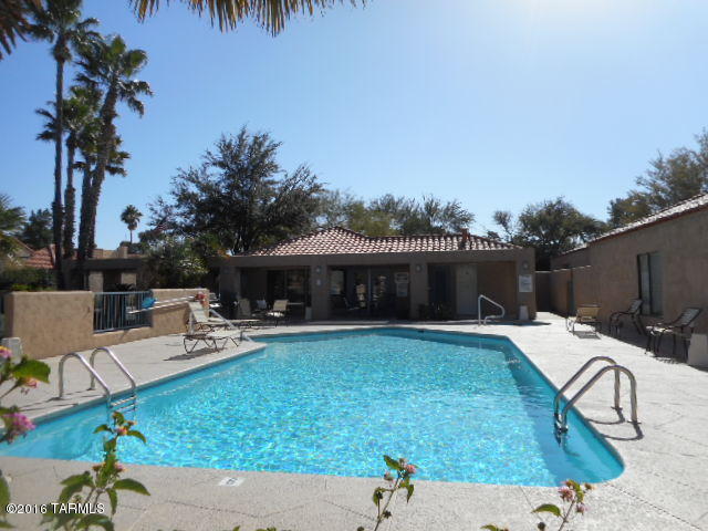 2990 E Greenlee, Tucson, AZ 85716