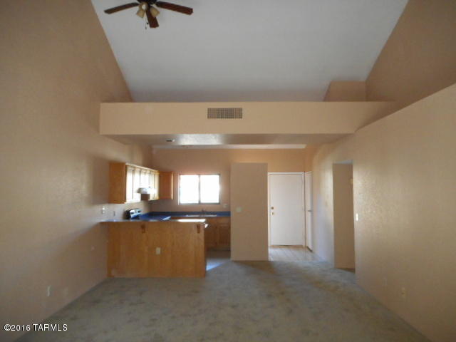 2990 E Greenlee, Tucson, AZ 85716