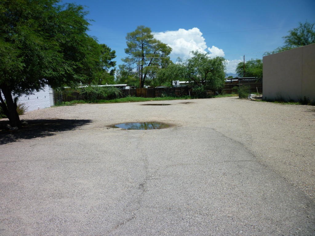 3050 Country Club Rd N, Tucson, AZ 85716