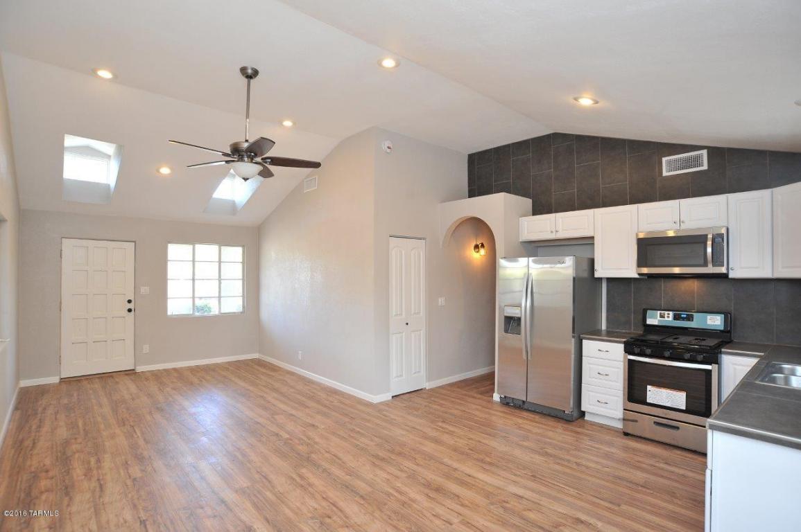 2502 E Sylvia, Tucson, AZ 85716