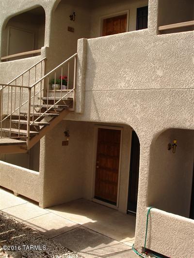 5750 N Camino Esplendora, Tucson, AZ 85718