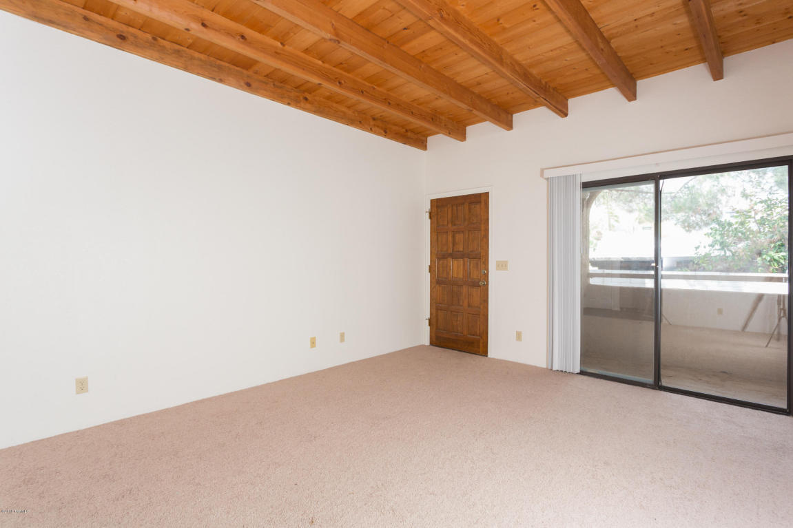 5750 N Camino Esplendora, Tucson, AZ 85718