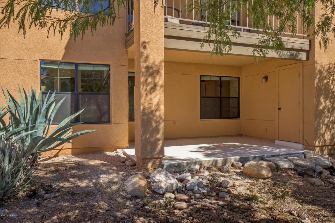 6651 N Campbell, Tucson, AZ 85718