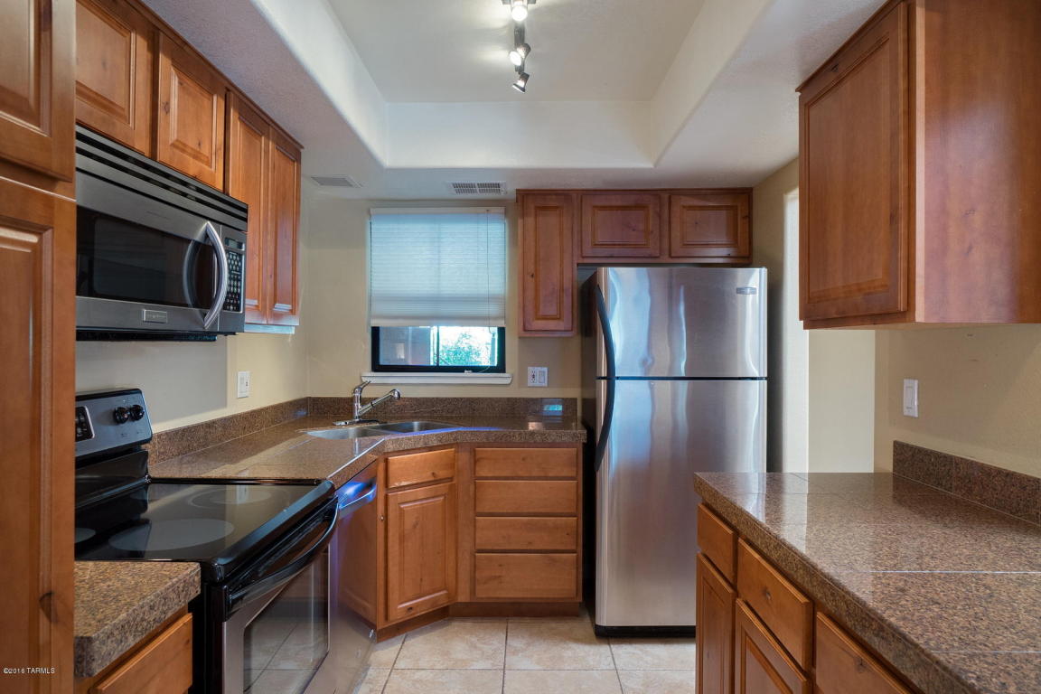 6651 N Campbell, Tucson, AZ 85718