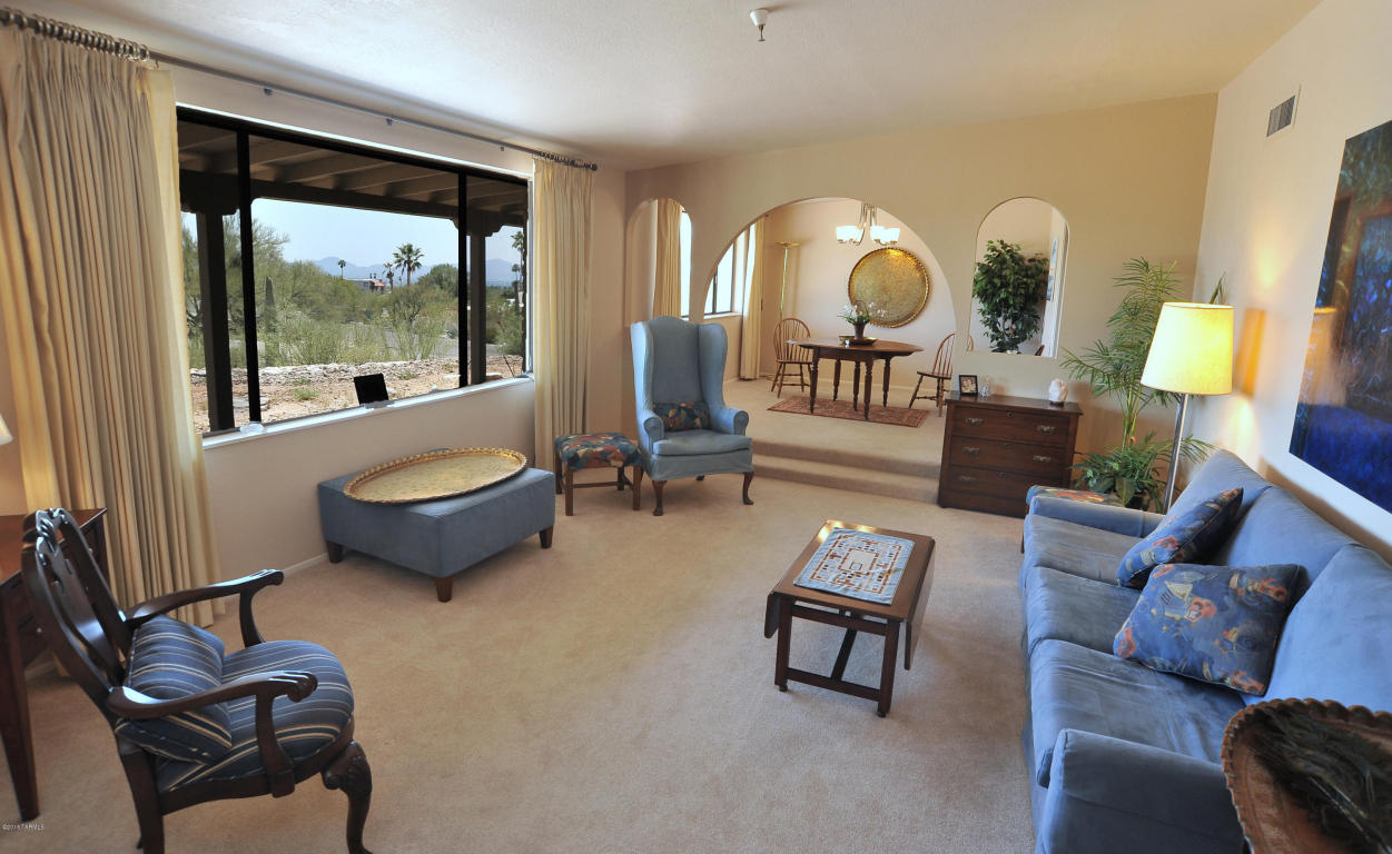 5802 N Camino Arizpe, Tucson, AZ 85718