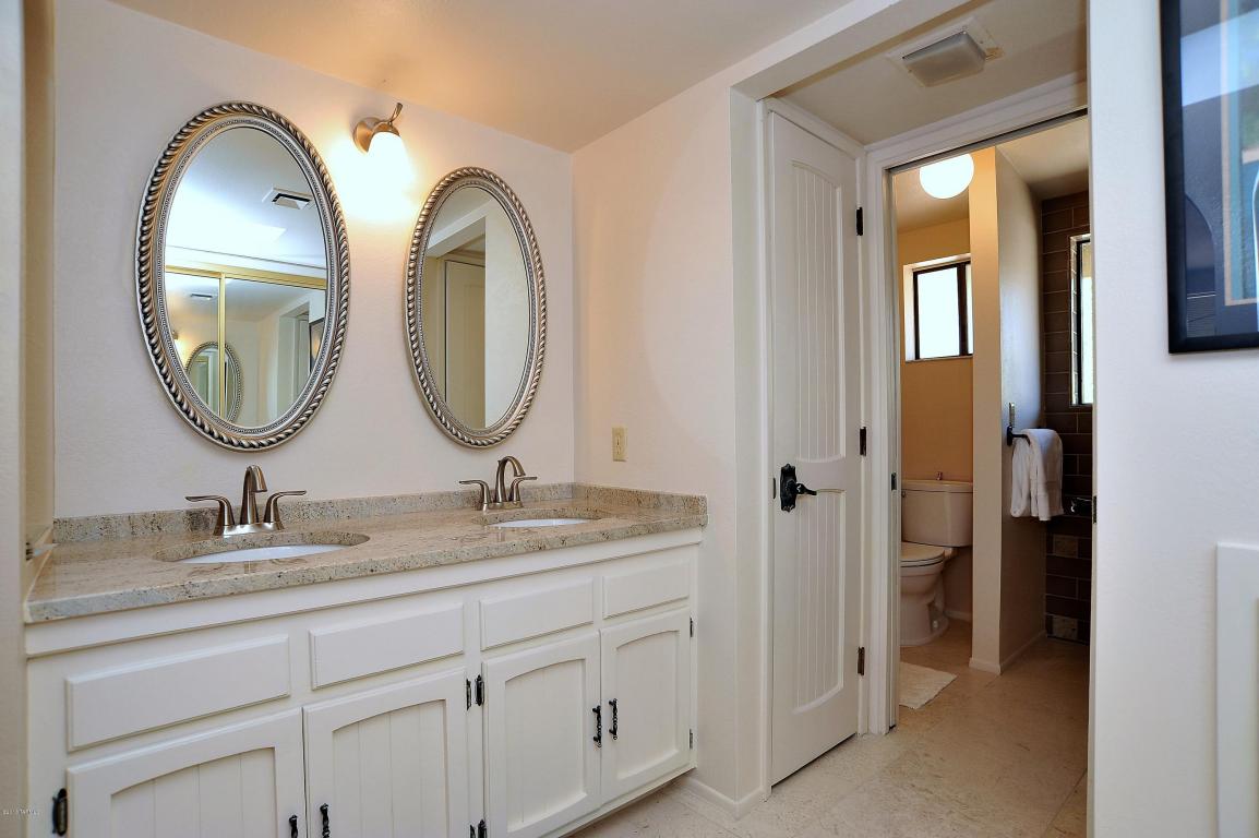 5802 N Camino Arizpe, Tucson, AZ 85718