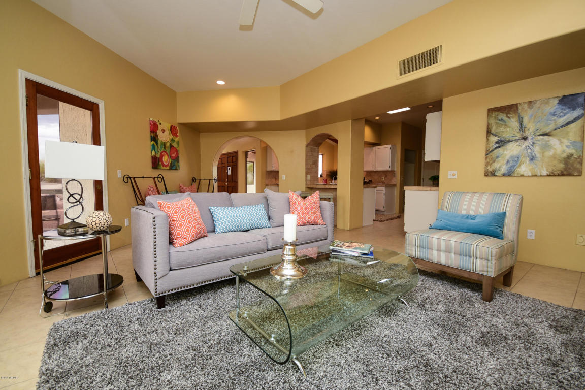 6380 N Camino Arturo, Tucson, AZ 85718