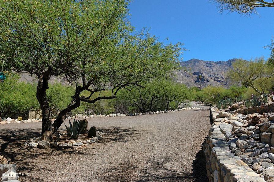 6171 N Camino Arco, Tucson, AZ 85718