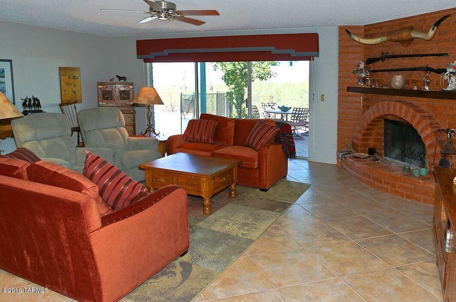 6171 N Camino Arco, Tucson, AZ 85718