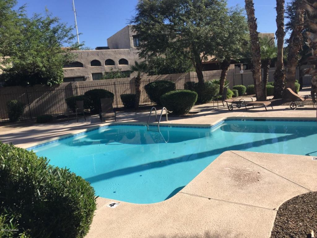 4275 N River Grove, Tucson, AZ 85719