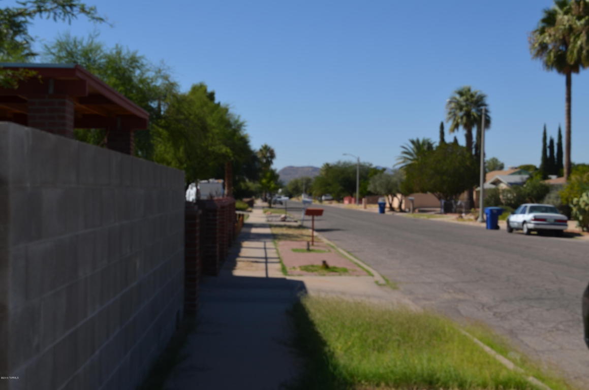 2416 E 19th, Tucson, AZ 85719