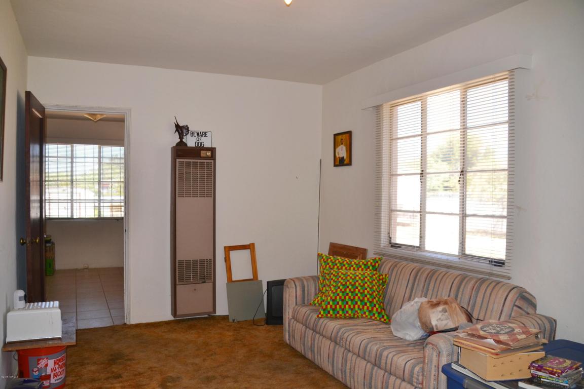1027 E Blacklidge, Tucson, AZ 85719
