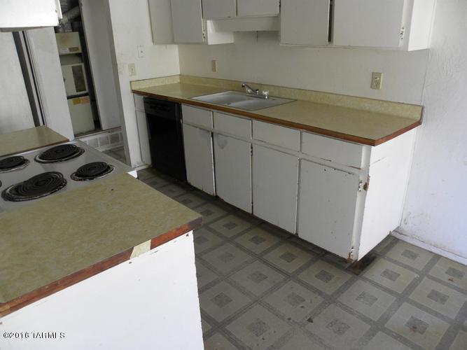 3332 S Langley, Tucson, AZ 85730