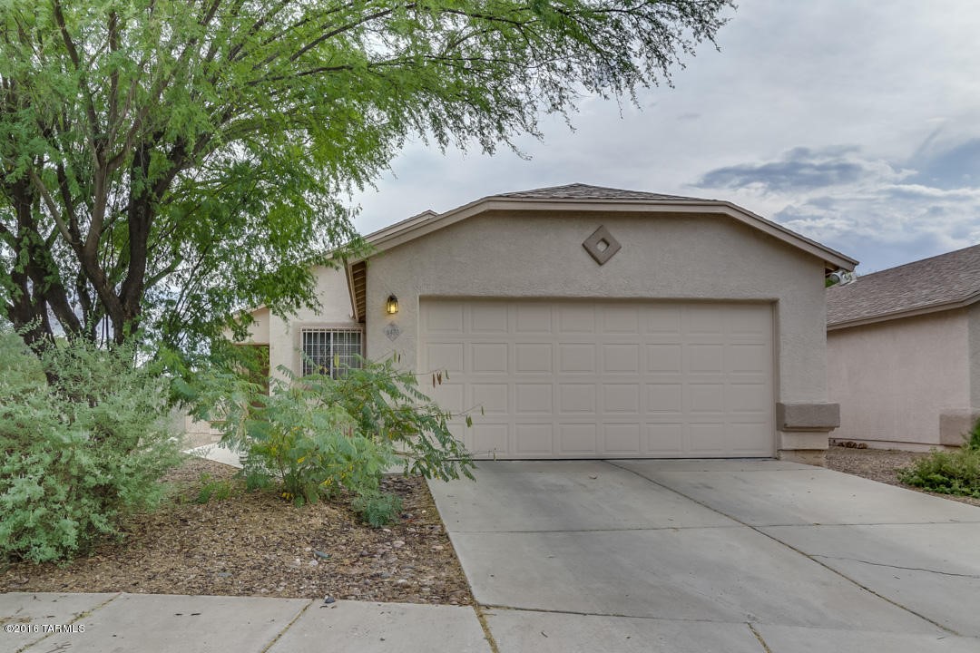 6470 E Brooks Drive, Tucson, AZ 85730