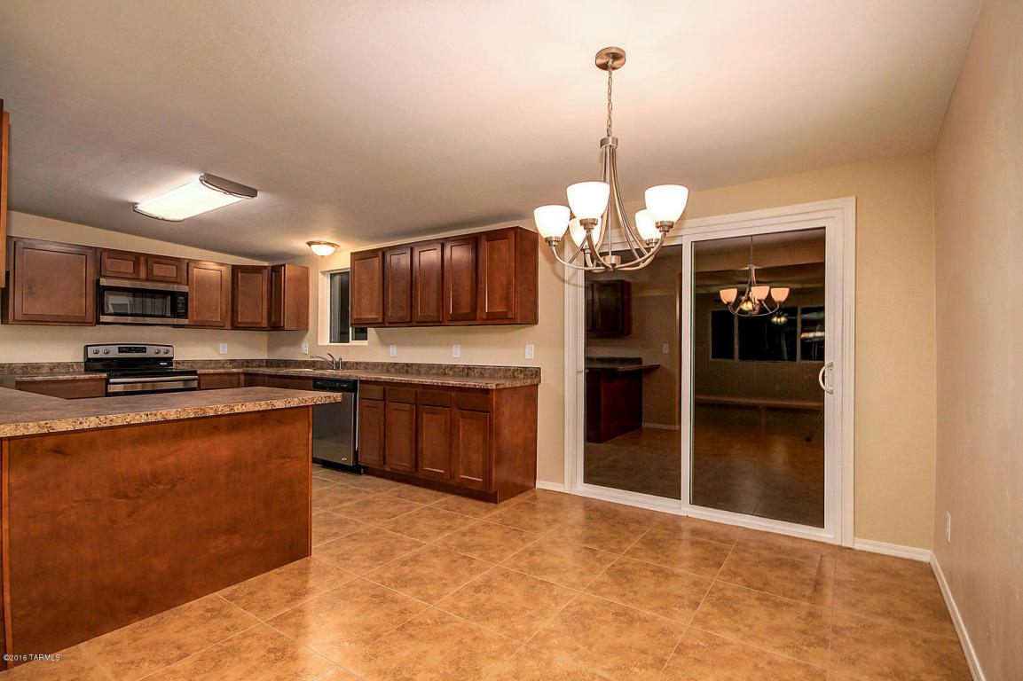 7645 E Irvington, Tucson, AZ 85730