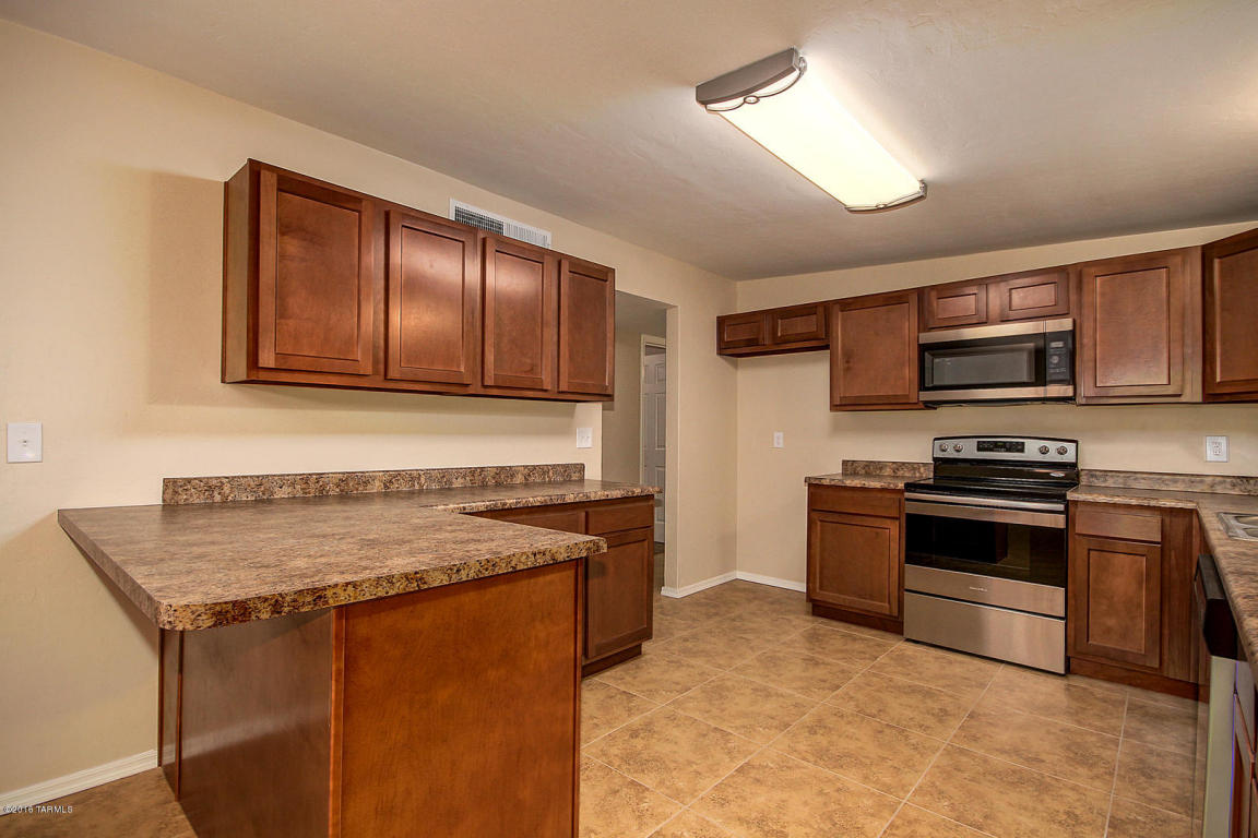 7645 E Irvington, Tucson, AZ 85730