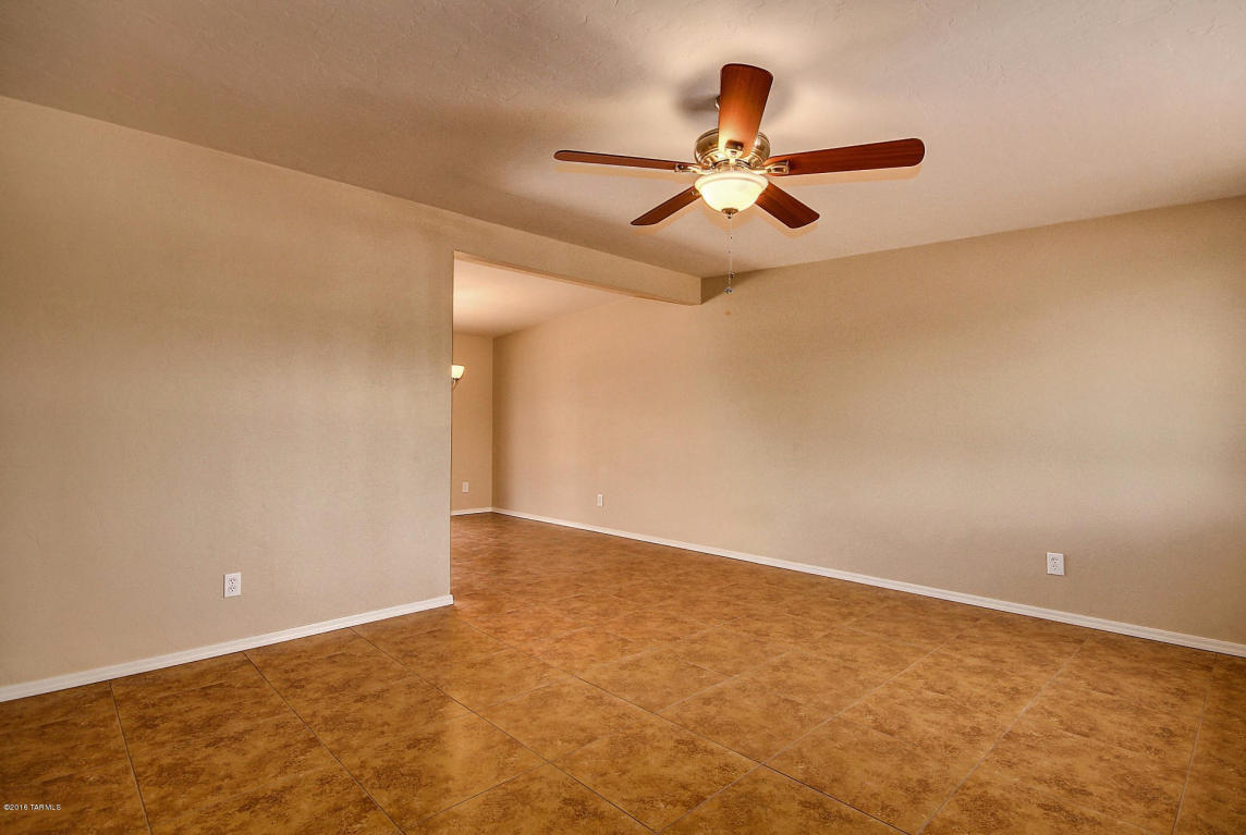 4326 S Silver Beech, Tucson, AZ 85730