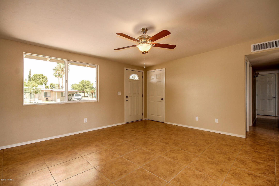 4326 S Silver Beech, Tucson, AZ 85730