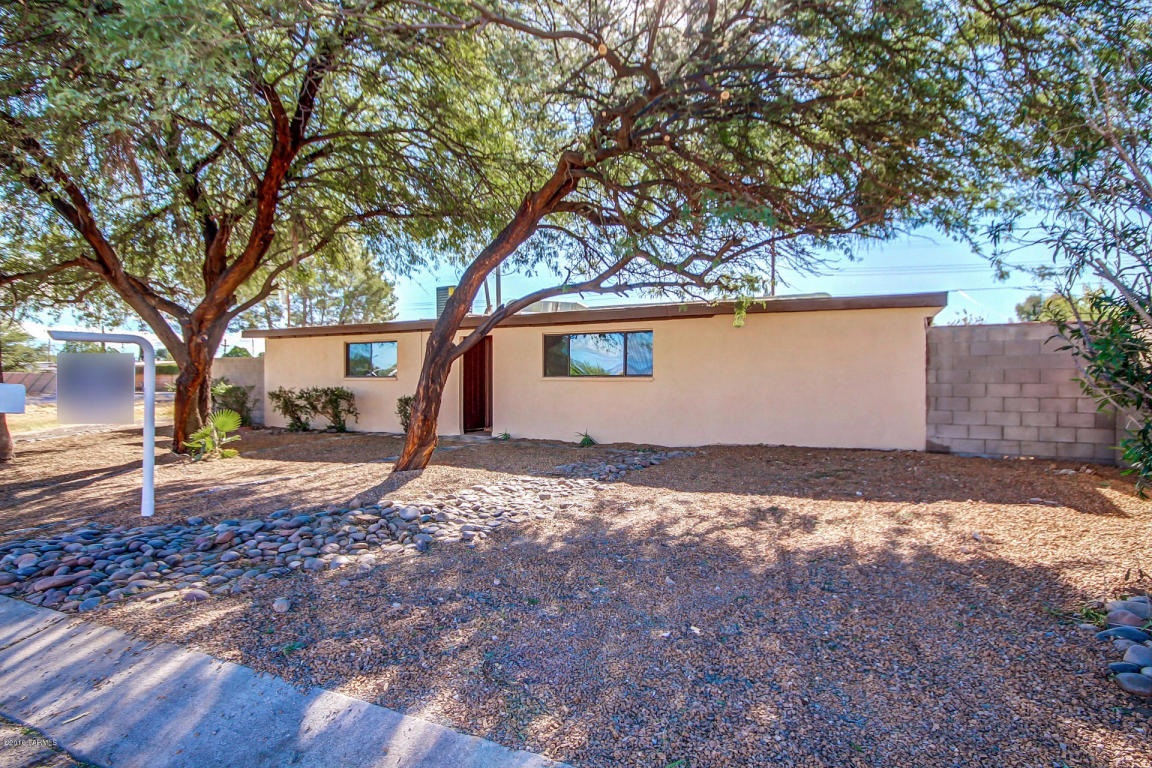 8408 E Louise, Tucson, AZ 85730