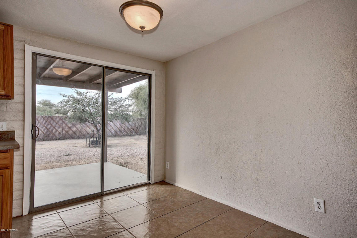 3920 S Snapdragon, Tucson, AZ 85730
