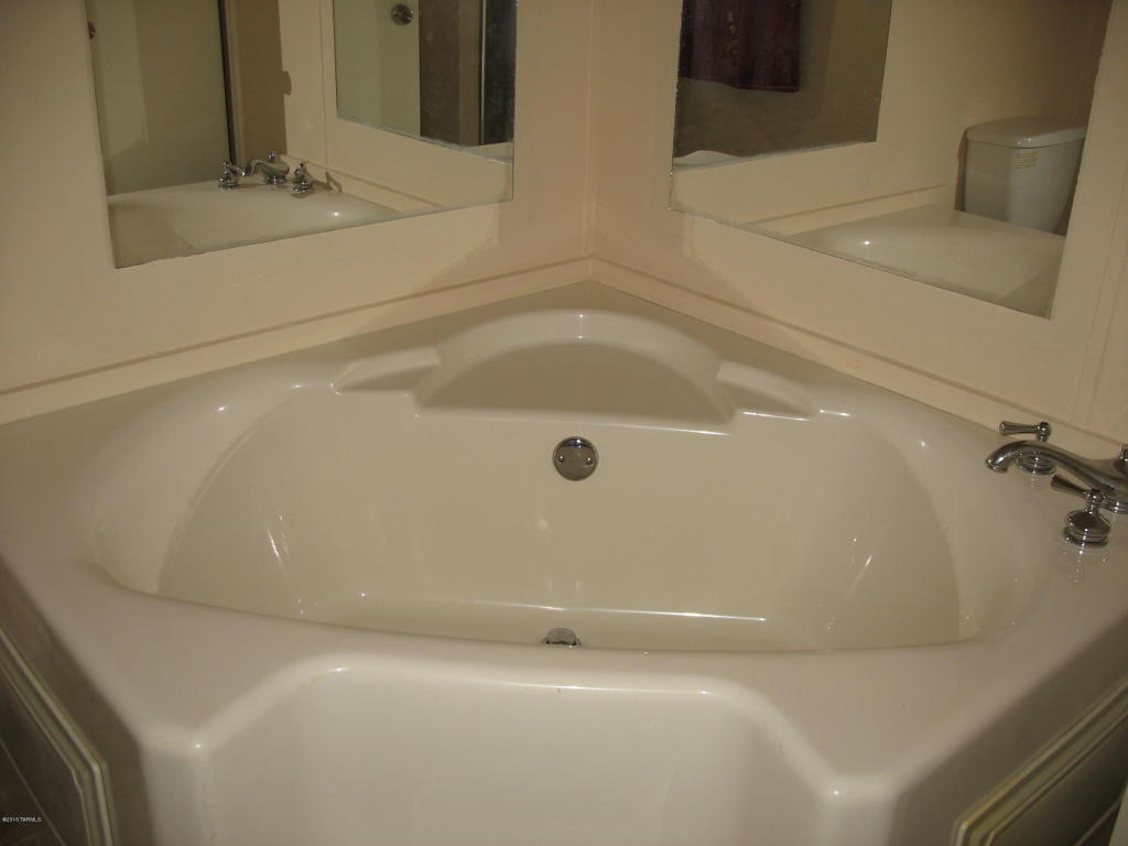 9150 W Ira, Tucson, AZ 85735