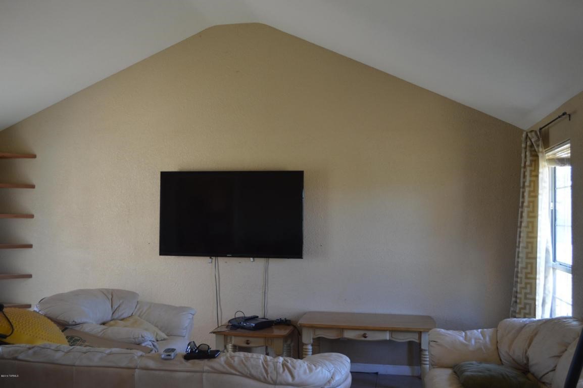 12151 W Trigger Lane, Tucson, AZ 85736