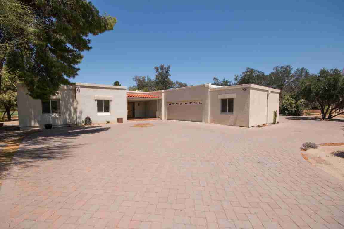 520 W Valle Del Oro, Oro Valley, AZ 85737